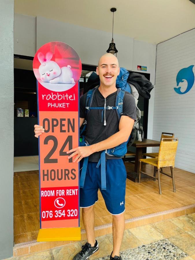 Rabbitel Phuket Hostel Bagian luar foto