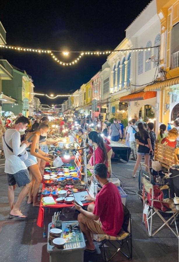 Rabbitel Phuket Hostel Bagian luar foto